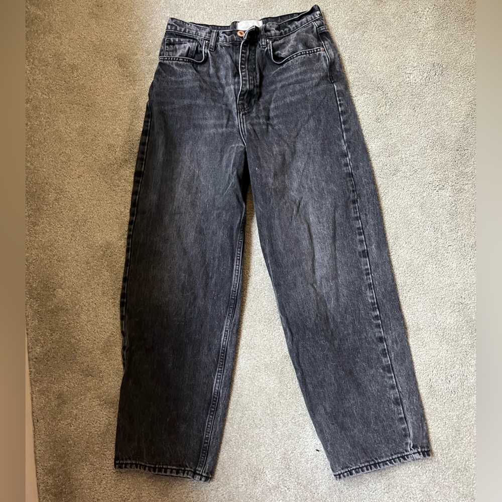 Free people straight leg jeans - Size: 27 charcoal color